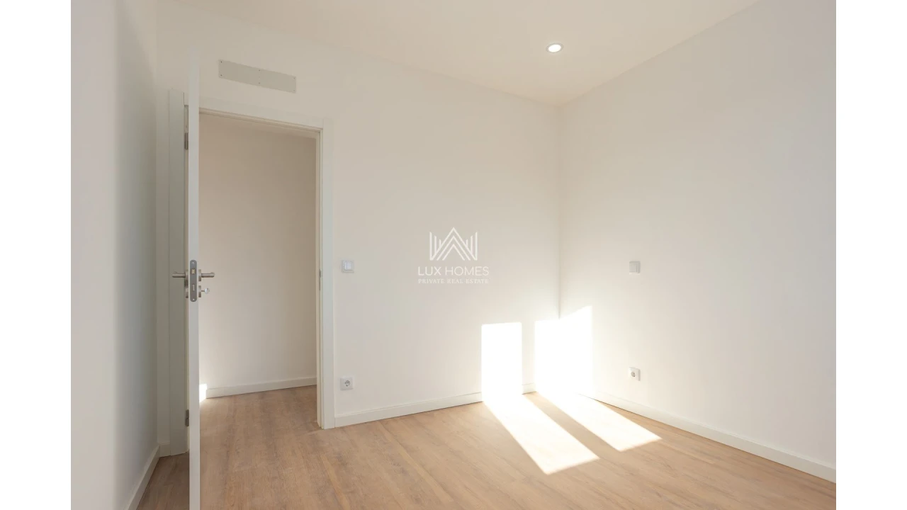 Apartamento T3 para Venda em Águas Livres Foto 9