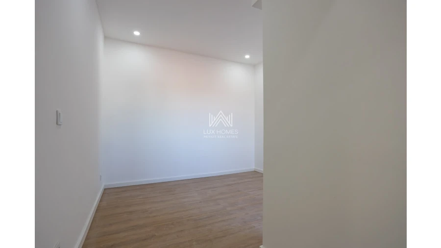 Apartamento T3 para Venda em Águas Livres Foto 12