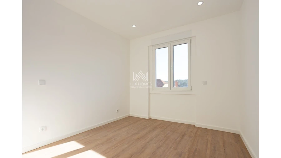 Apartamento T3 para Venda em Águas Livres Foto 10