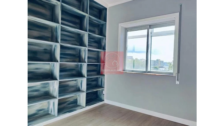 Apartamento T4 para Venda em Braga (Maximinos, Sé e Cividade) Foto 8