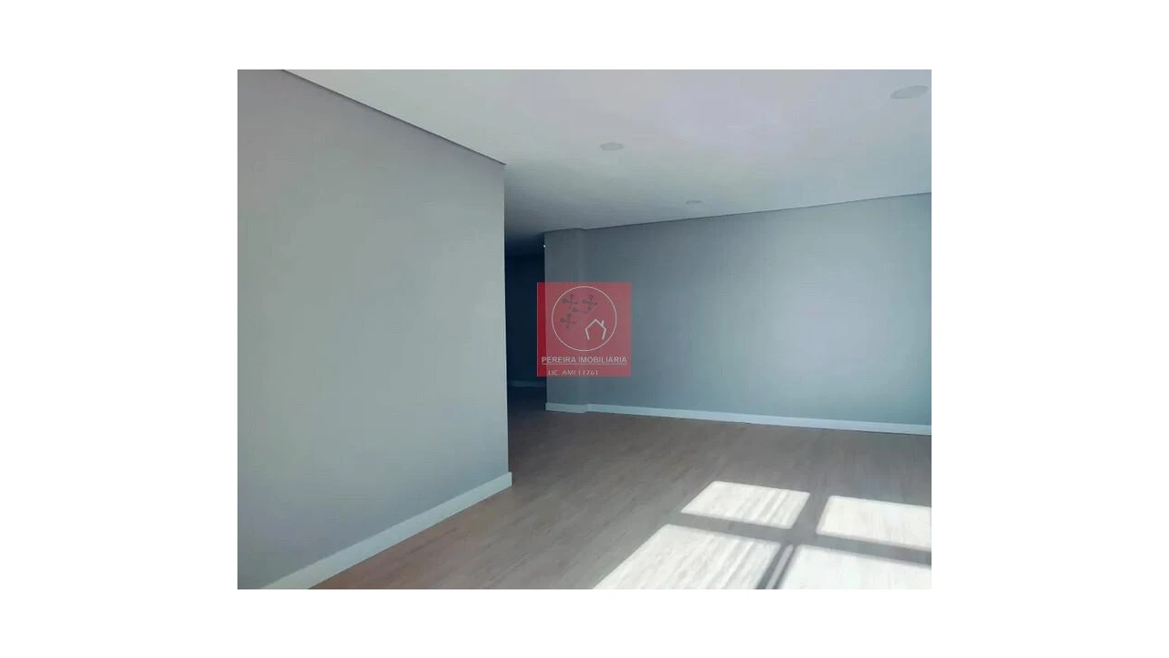 Apartamento T4 para Venda em Braga (Maximinos, Sé e Cividade) Foto 4