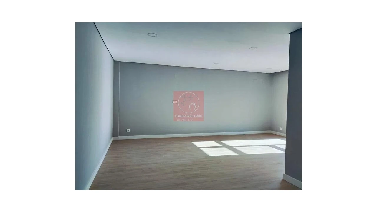 Apartamento T4 para Venda em Braga (Maximinos, Sé e Cividade) Foto 5