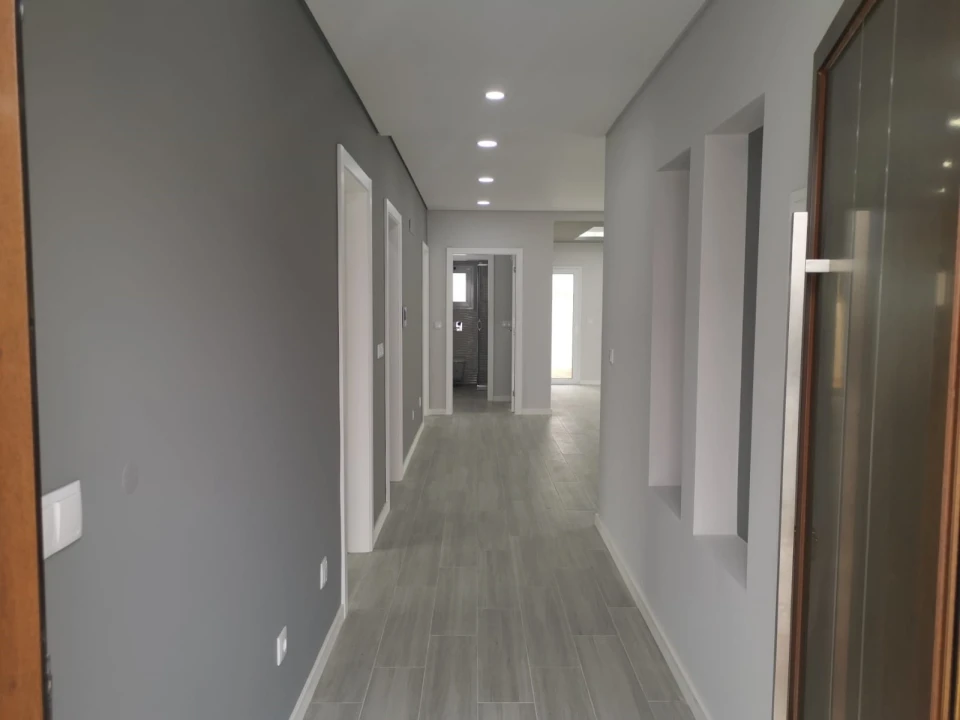 Moradia T4 para Venda em Fernao Ferro Foto 16