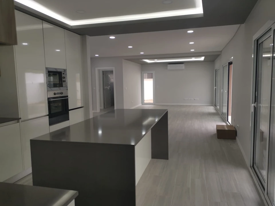 Moradia T4 para Venda em Fernao Ferro Foto 12