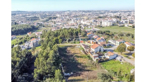 Terreno para Venda em Fânzeres e São Pedro da Cova
