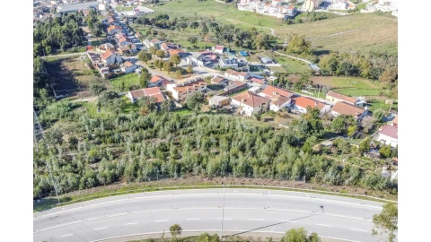 Terreno para Venda em Fânzeres e São Pedro da Cova
