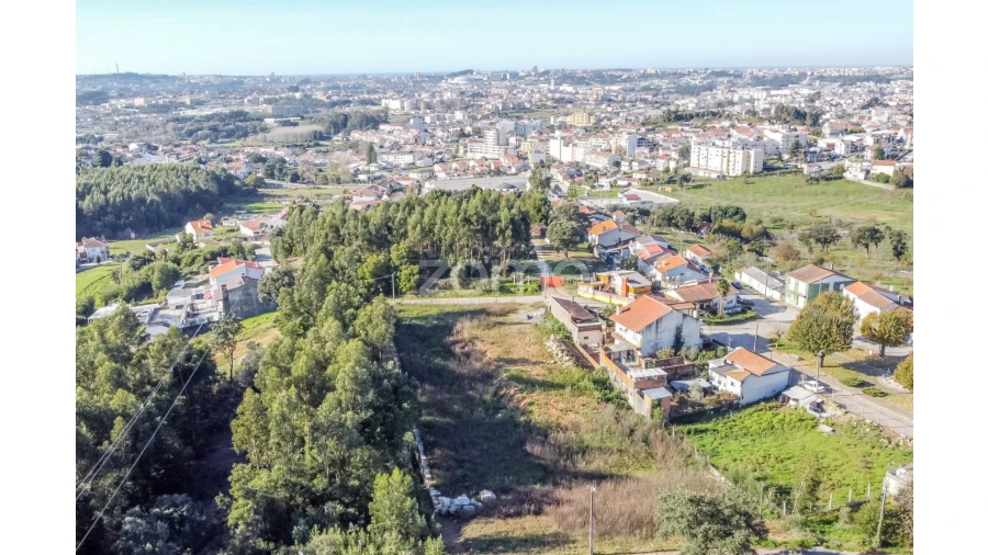 Terreno para Venda em Fânzeres e São Pedro da Cova Foto 29