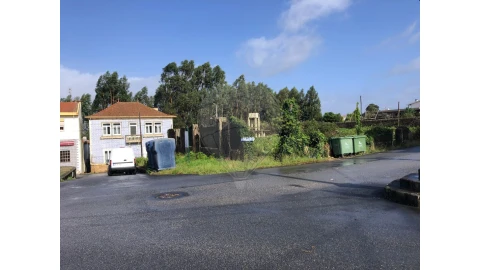 Terreno para Venda em Vila de Cucujães