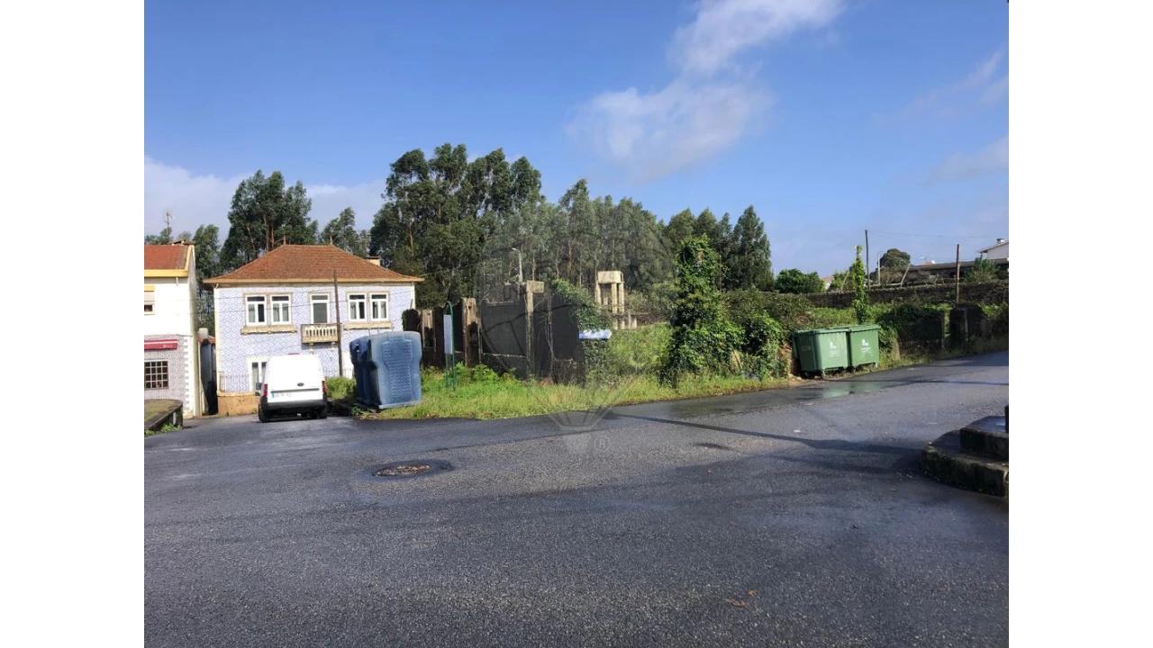 Terreno para Venda em Vila de Cucujães Foto 10