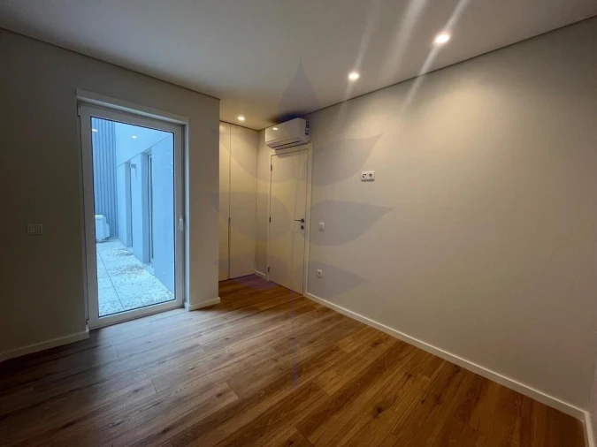 Apartamento T2 para Venda em São Vicente (Braga) Foto 6
