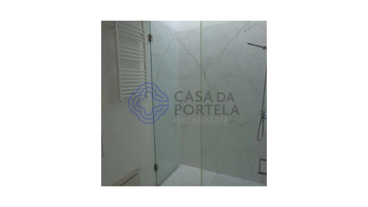 Moradia T3 para Venda em Água Longa Foto 6