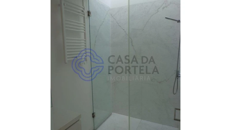 Moradia T3 para Venda em Água Longa Foto 6