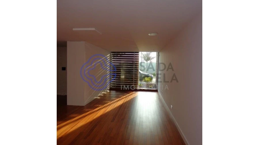 Moradia T3 para Venda em Água Longa Foto 4