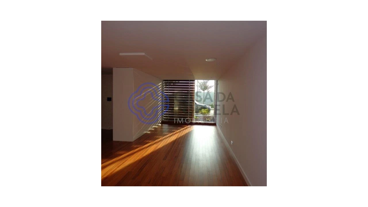 Moradia T3 para Venda em Água Longa Foto 4