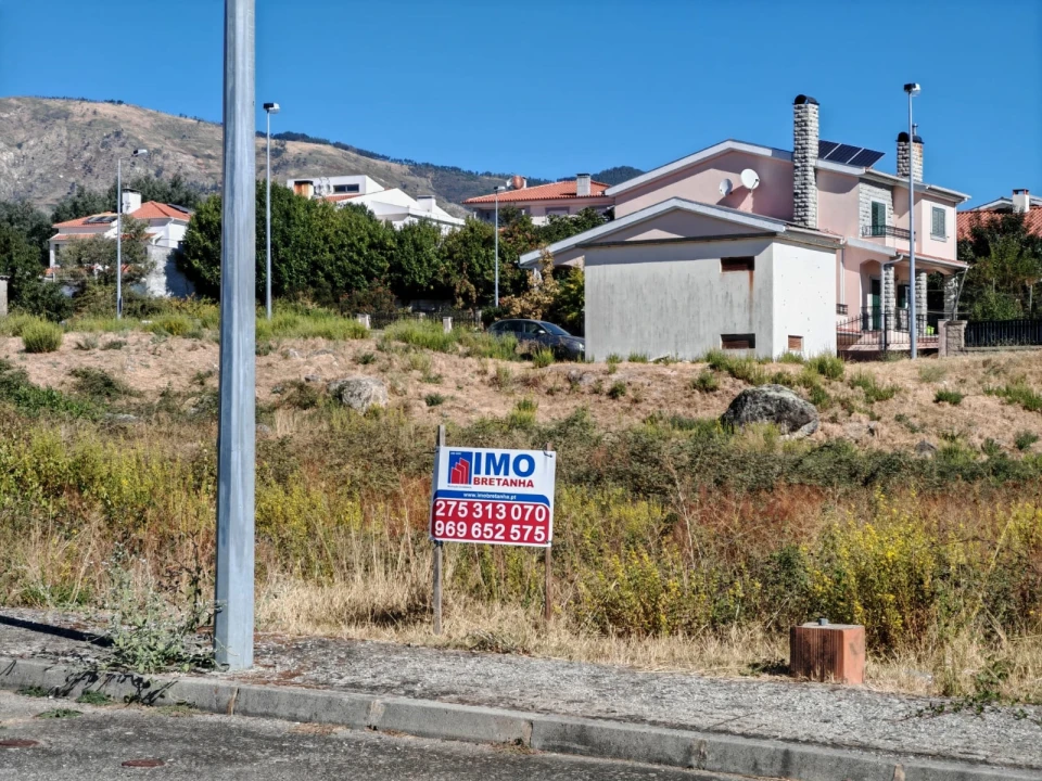 Terreno para Venda em Covilhã e Canhoso Foto 1