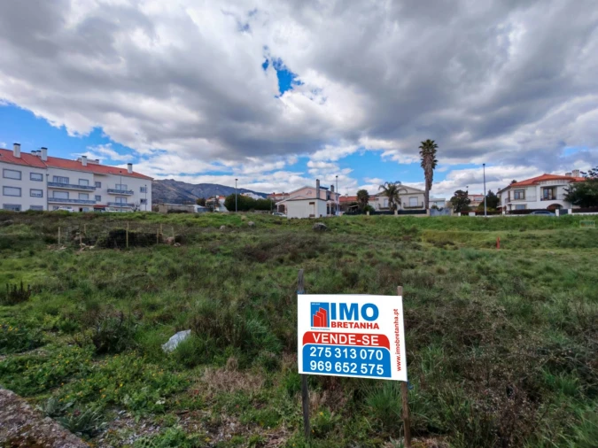 Terreno para Venda em Covilhã e Canhoso Foto 3