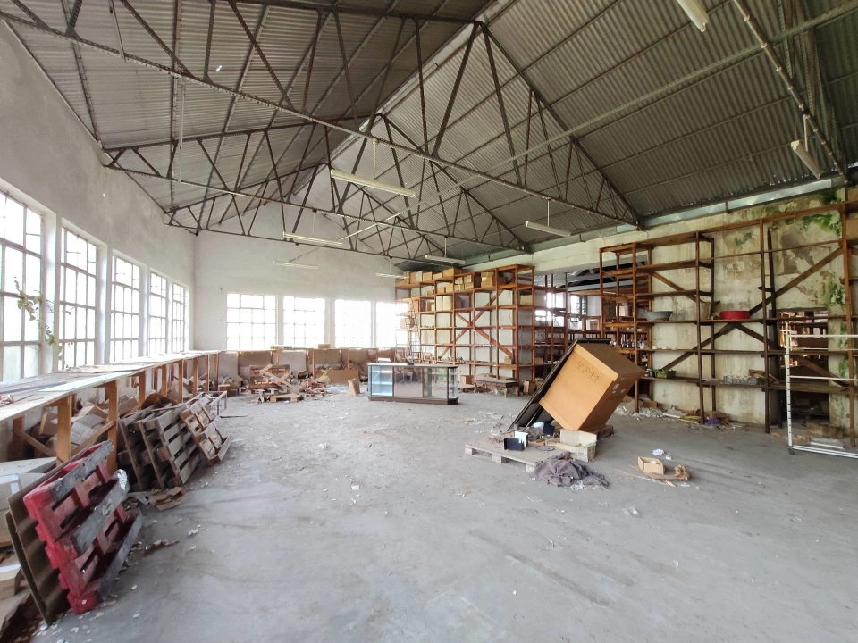 Armazém para Venda em Covilhã e Canhoso Foto 33