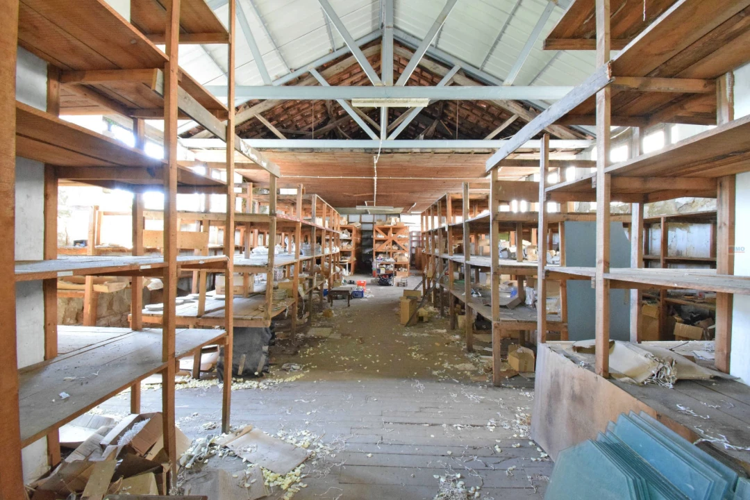 Armazém para Venda em Covilhã e Canhoso Foto 22