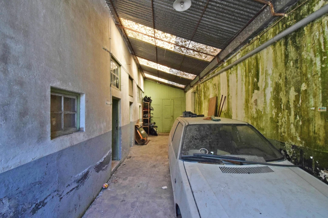 Armazém para Venda em Covilhã e Canhoso Foto 12