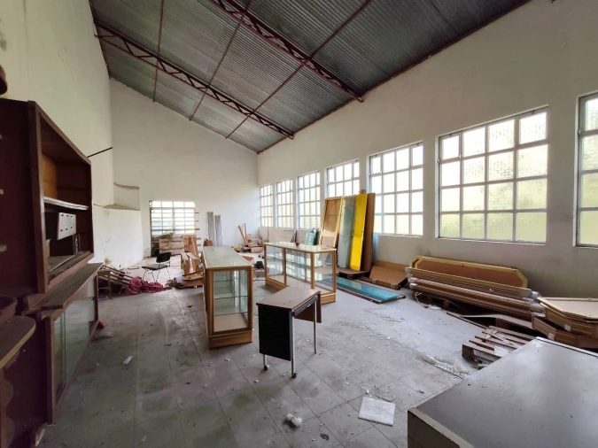 Armazém para Venda em Covilhã e Canhoso Foto 32