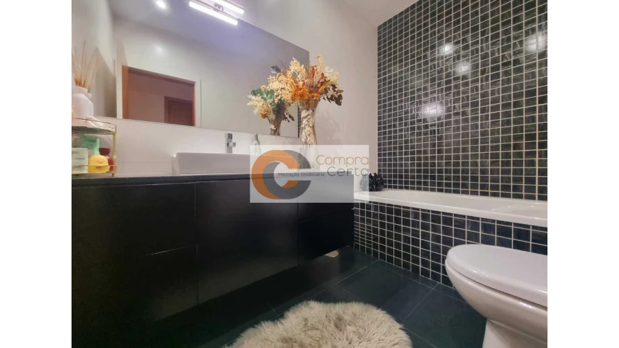 Moradia T3 para Venda em Serzedo e Calvos Foto 20