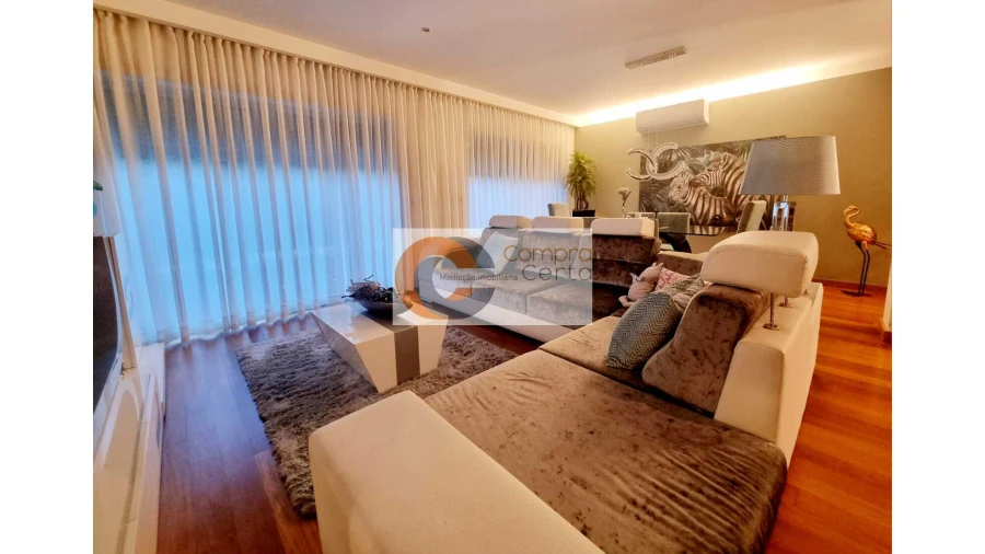 Moradia T3 para Venda em Serzedo e Calvos Foto 9