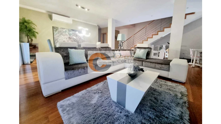 Moradia T3 para Venda em Serzedo e Calvos Foto 7