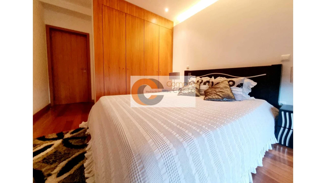 Moradia T3 para Venda em Serzedo e Calvos Foto 15