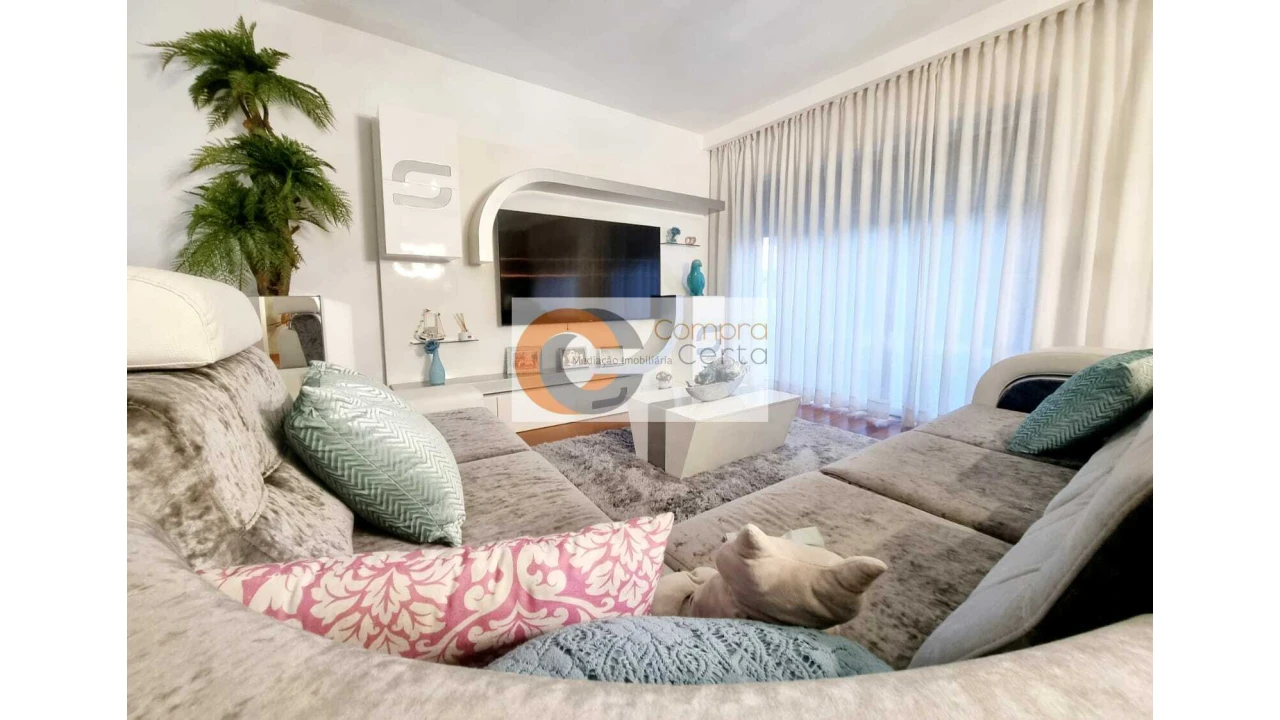 Moradia T3 para Venda em Serzedo e Calvos Foto 8