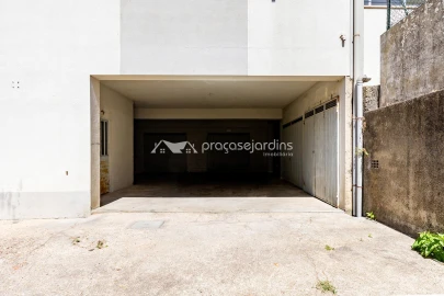 Garagem para Venda em Marrazes e Barosa