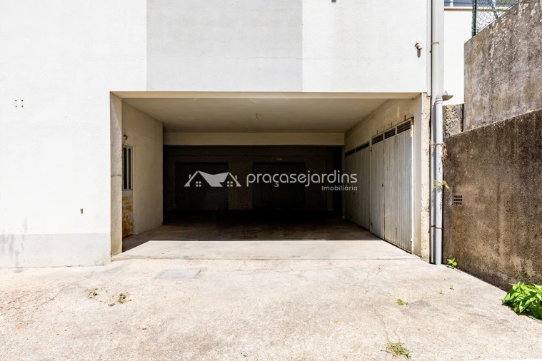 Garagem para Venda em Marrazes e Barosa Foto 4