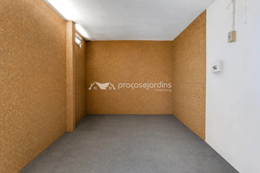 Garagem para Venda em Marrazes e Barosa Foto 1