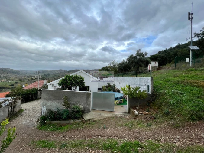 Moradia T3 para Venda em Eucisia, Gouveia e Valverde Foto 6