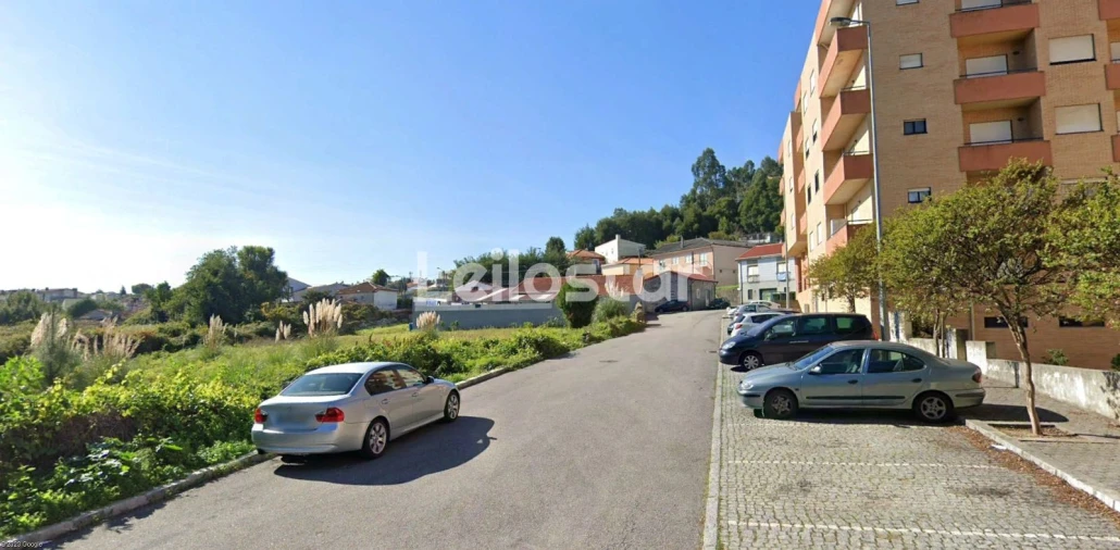 Terreno P/ Prédio para Venda em Arcozelo Foto 4