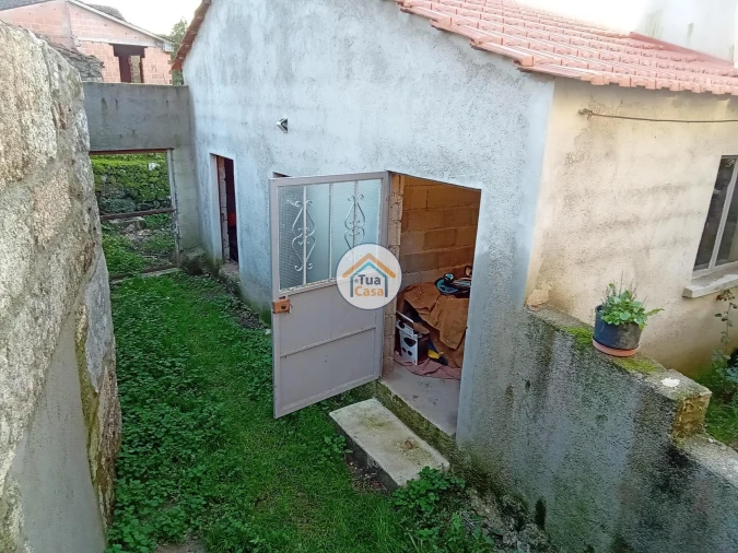 Moradia T1 para Venda em São Cipriano e Vil de Souto Foto 6