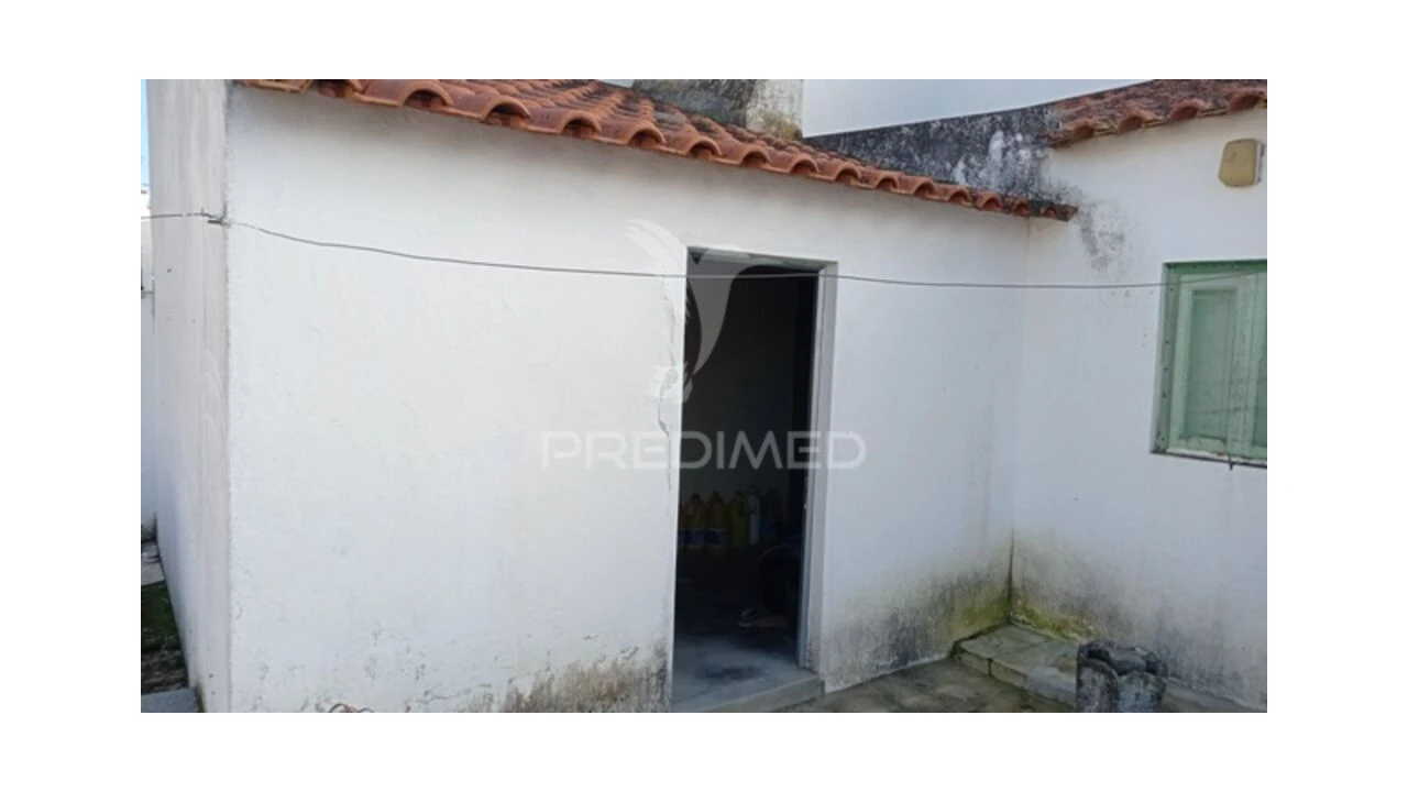 Moradia T1 para Venda em Couço Foto 3