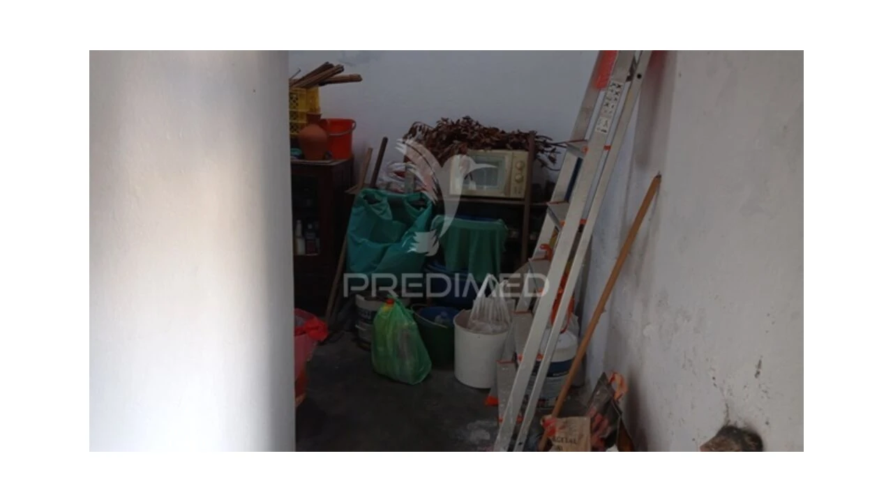 Moradia T1 para Venda em Couço Foto 9