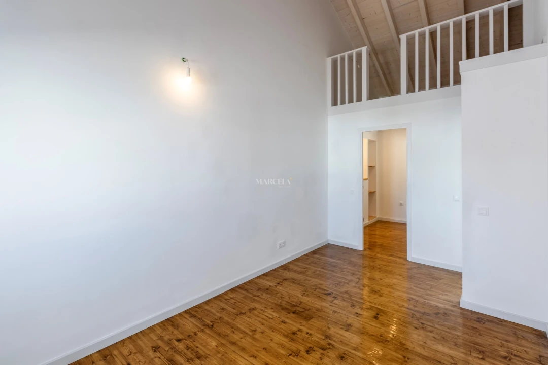 Moradia T2 para Venda em Vila do Bispo e Raposeira Foto 12