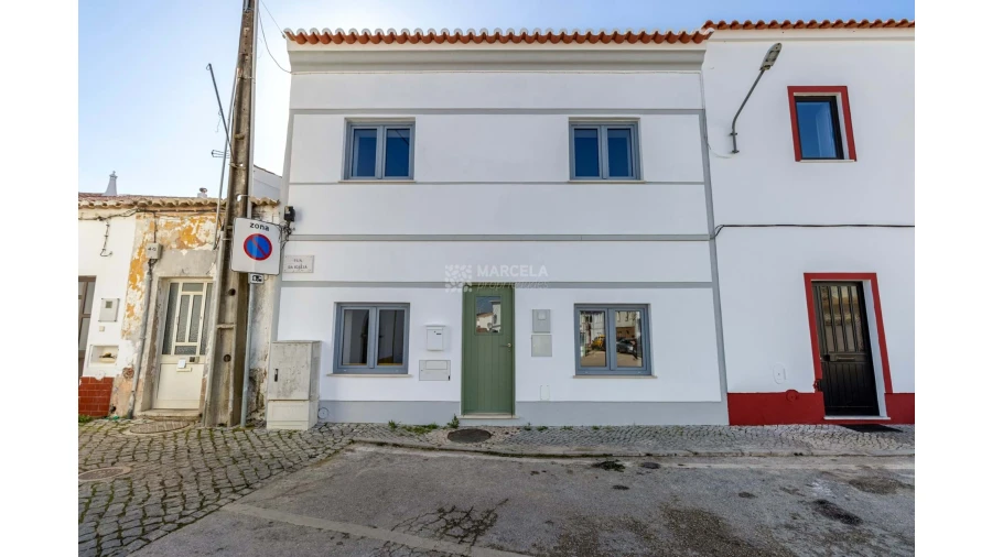 Moradia T2 para Venda em Vila do Bispo e Raposeira