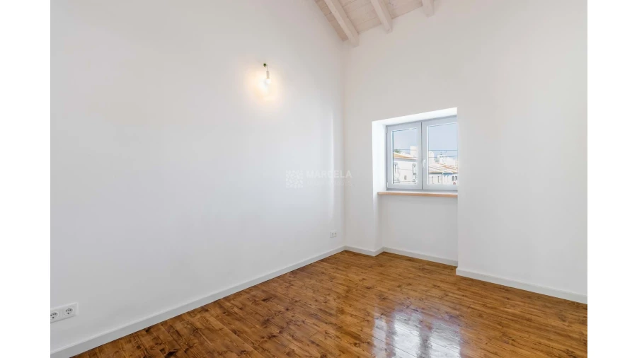 Moradia T2 para Venda em Vila do Bispo e Raposeira Foto 9