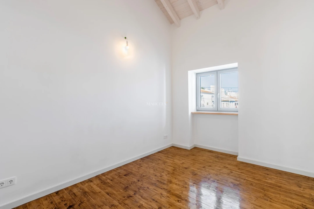 Moradia T2 para Venda em Vila do Bispo e Raposeira Foto 9