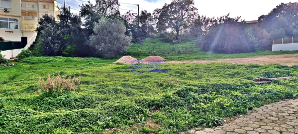 Terreno para Venda em Silves