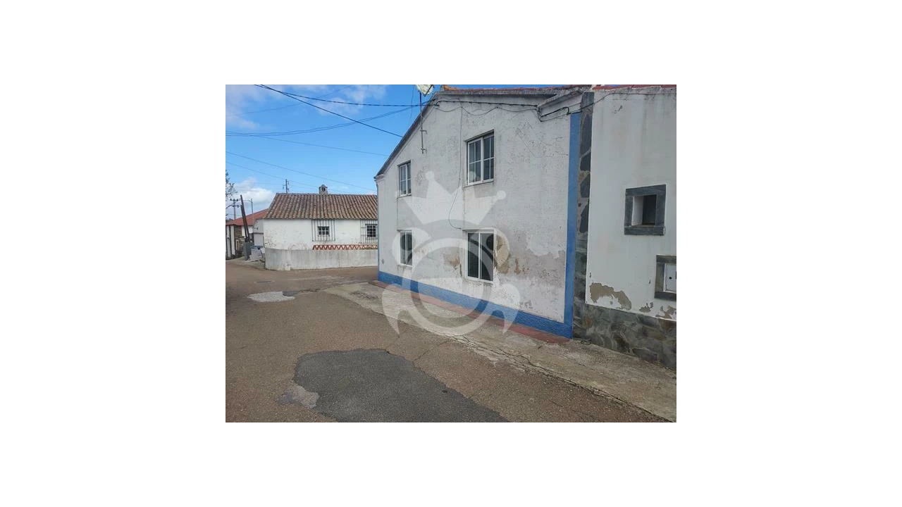 Moradia T2 para Venda em Capelins (Santo Antonio) Foto 2