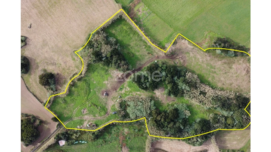 Terreno para Venda em Ribeirinha