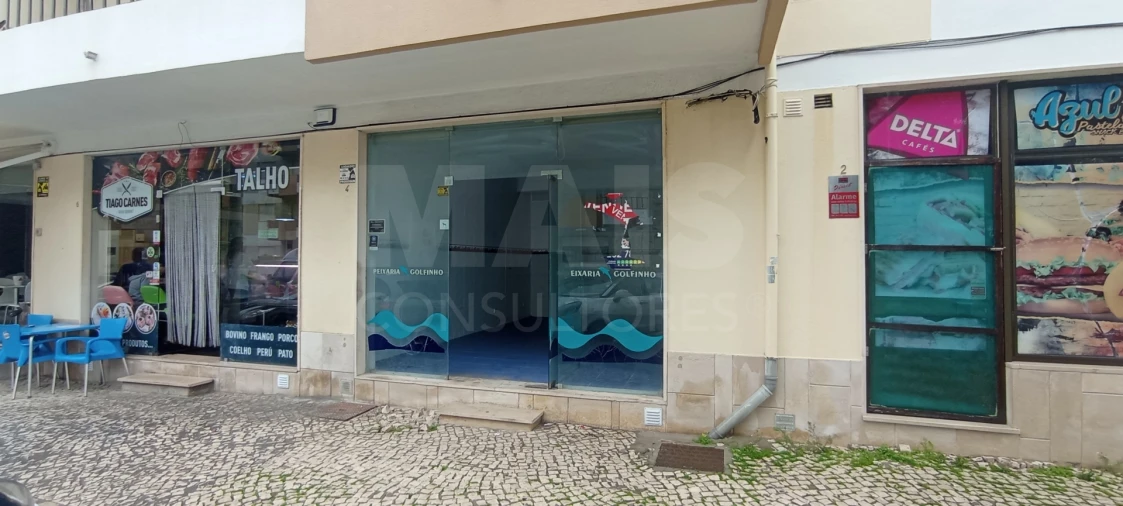 Loja para Arrendamento em Peniche Foto 5