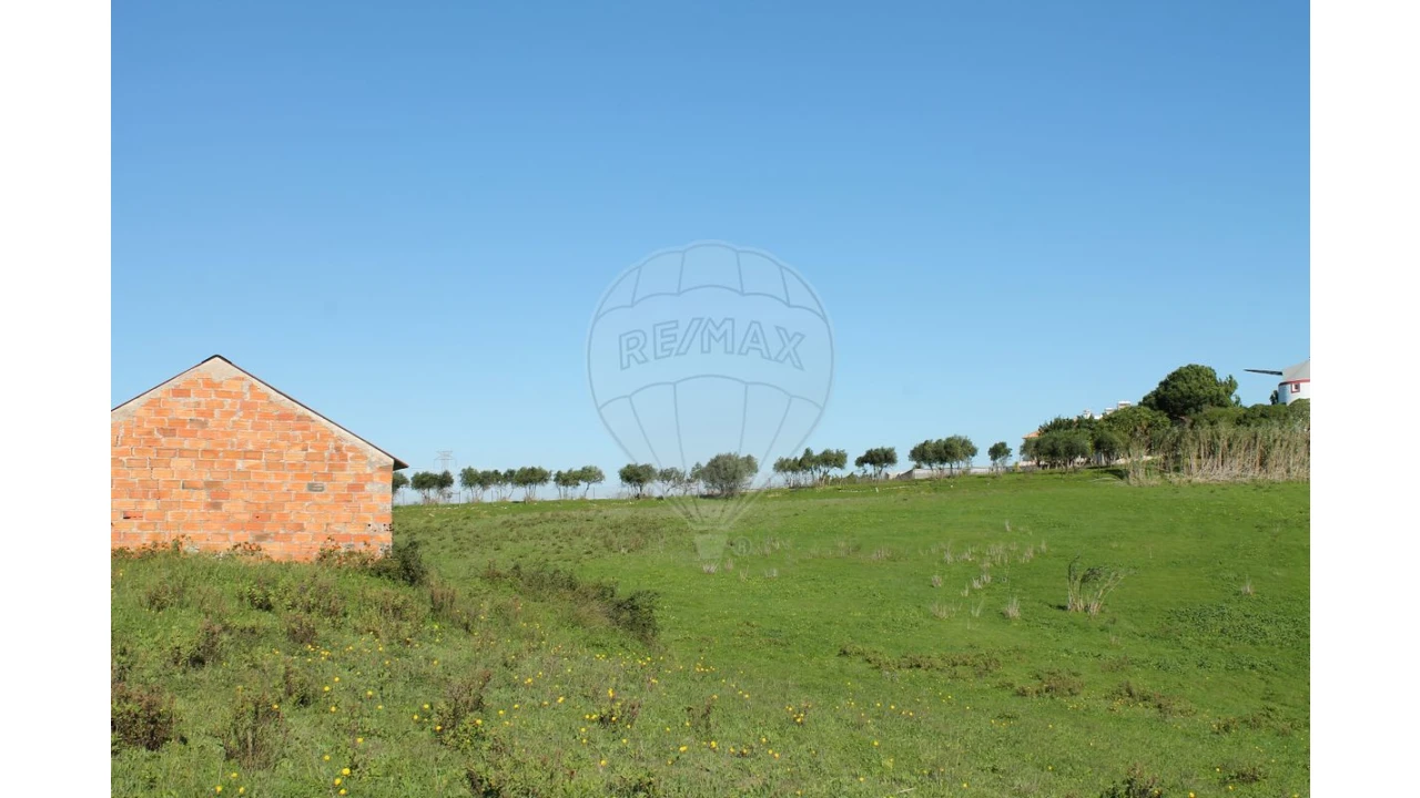 Terreno para Venda em Aveiras de Baixo Foto 19