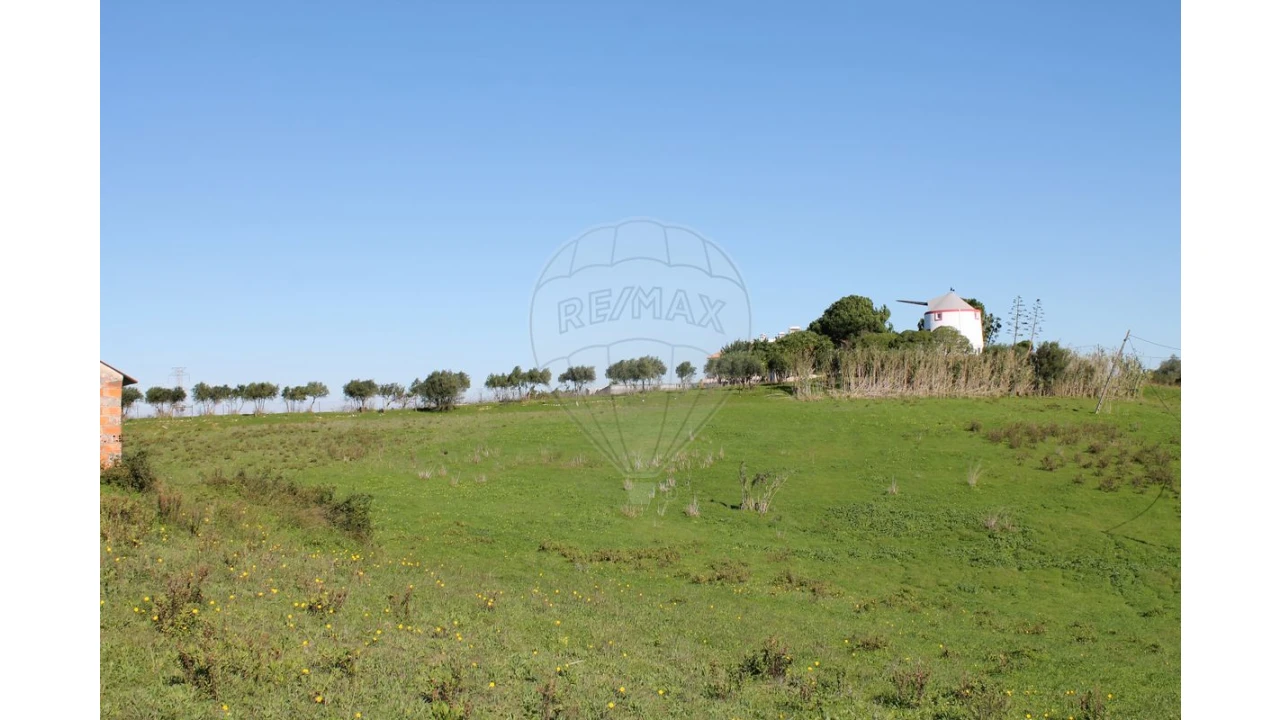 Terreno para Venda em Aveiras de Baixo Foto 20