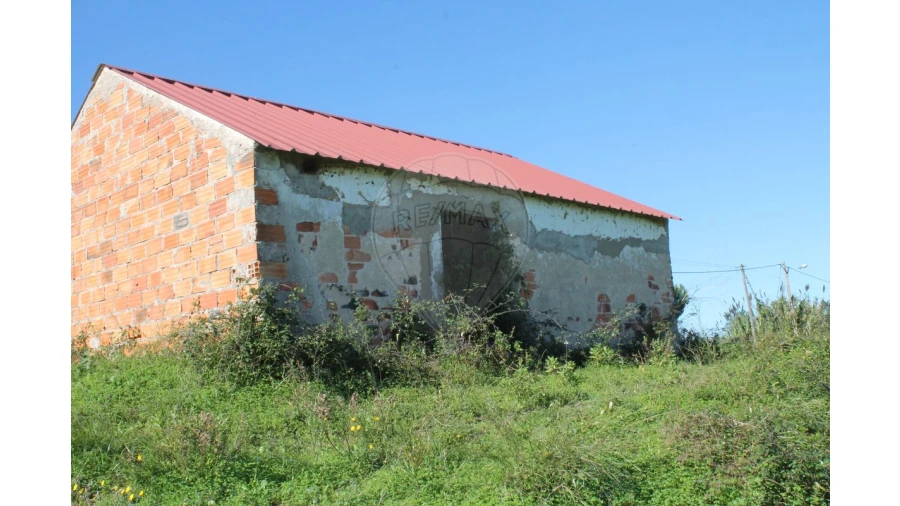 Terreno para Venda em Aveiras de Baixo Foto 12