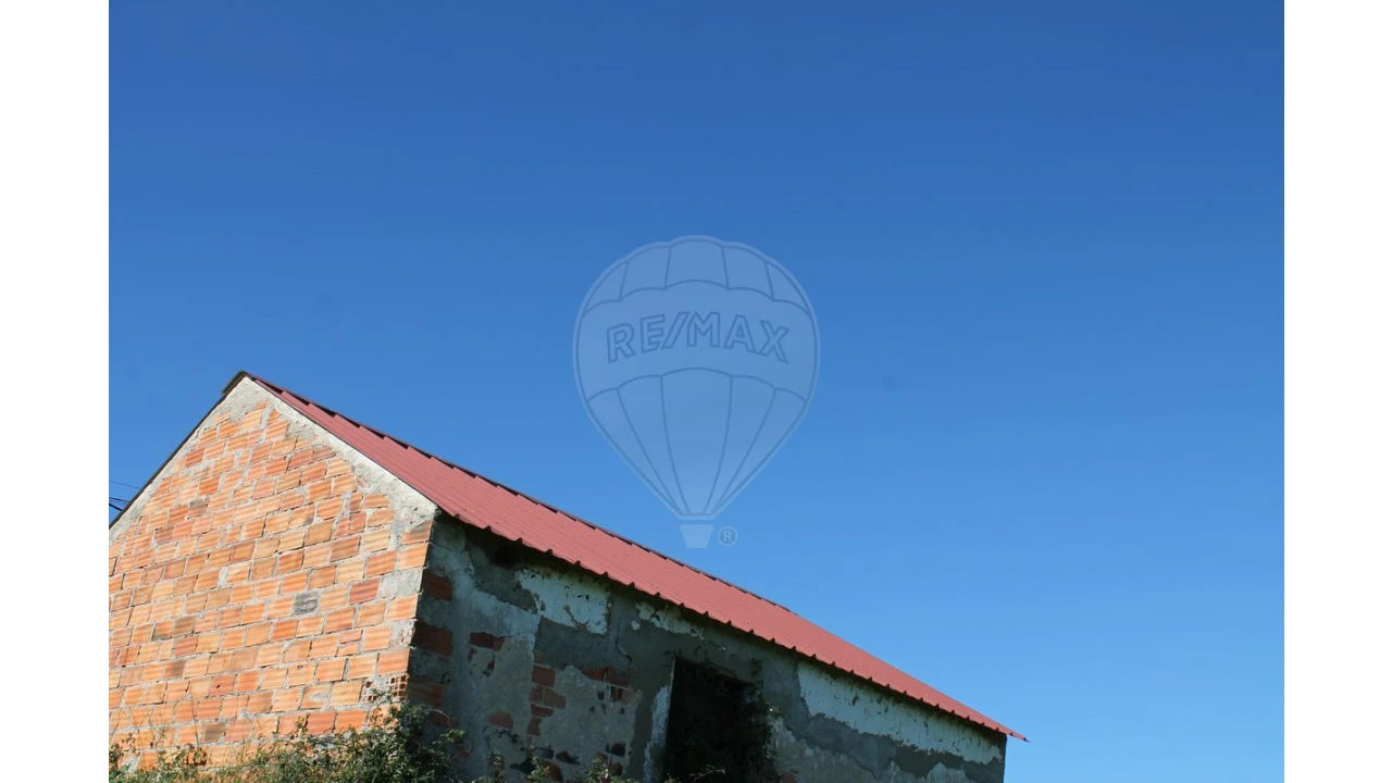 Terreno para Venda em Aveiras de Baixo Foto 14