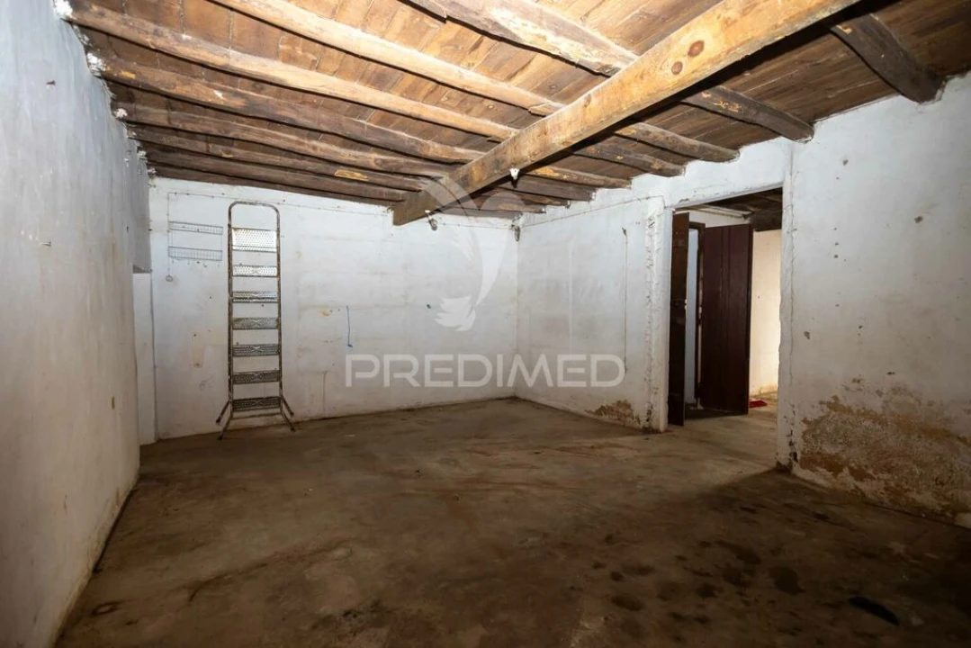 Moradia T6 para Venda em Alter do Chão Foto 8